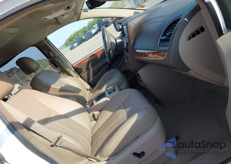 2016 Chrysler Town & Country Touring-L из США, поврежденный, VIN 2C4RC1CG0GR194218